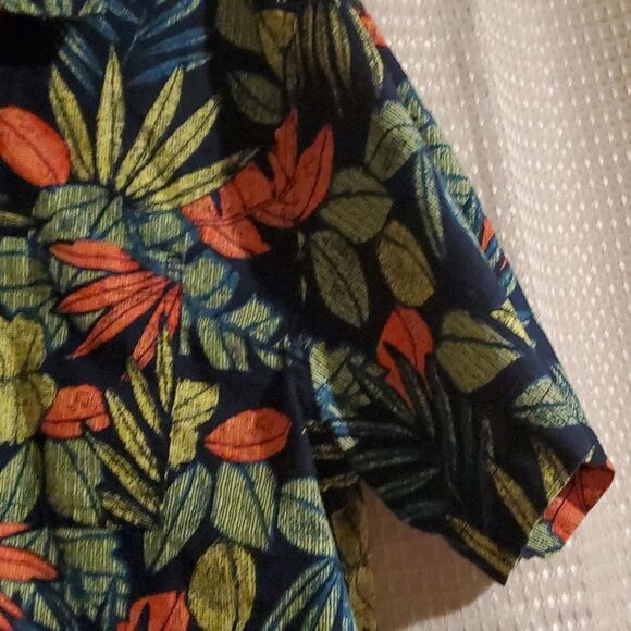 ABOUT 'S THERE MEN HAWAII SHIRT Xl - Picture 4 of 7